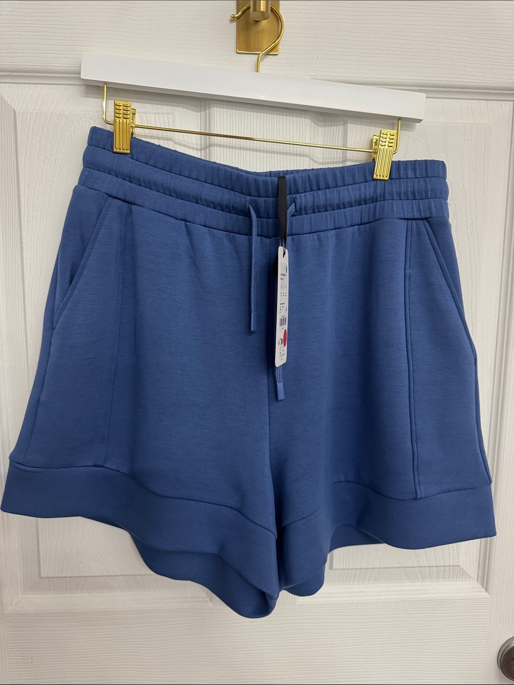 Varley atrium high rise short 4.5 bijou blue